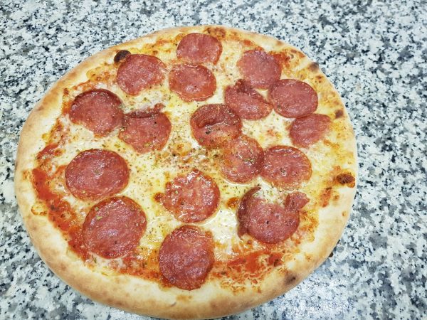 Pizza Salame